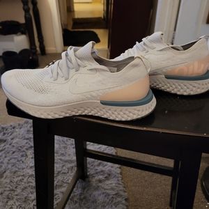 Womens athletic shoes